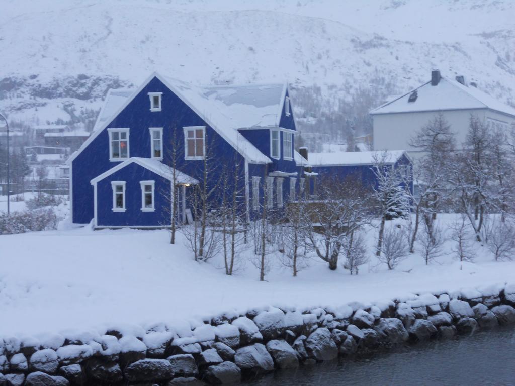 The Old Apothecary Hotel Egilsstadir Exterior photo